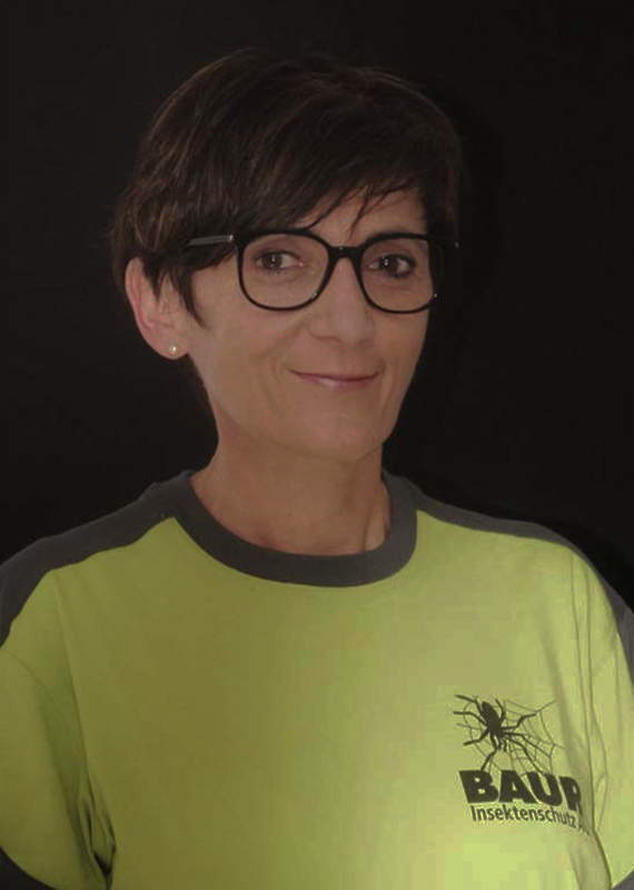 Brigitte-Holzer-Leiterin-Administration-Baur-Insektenschutz-AG