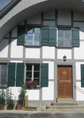 Insektenschutz-bei-Fensterläden