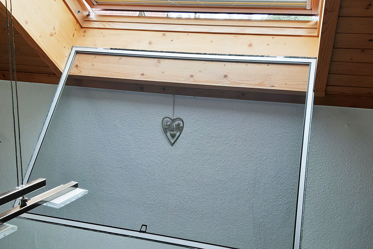 Rahmen-für-Dachfenster-Fliegengitter